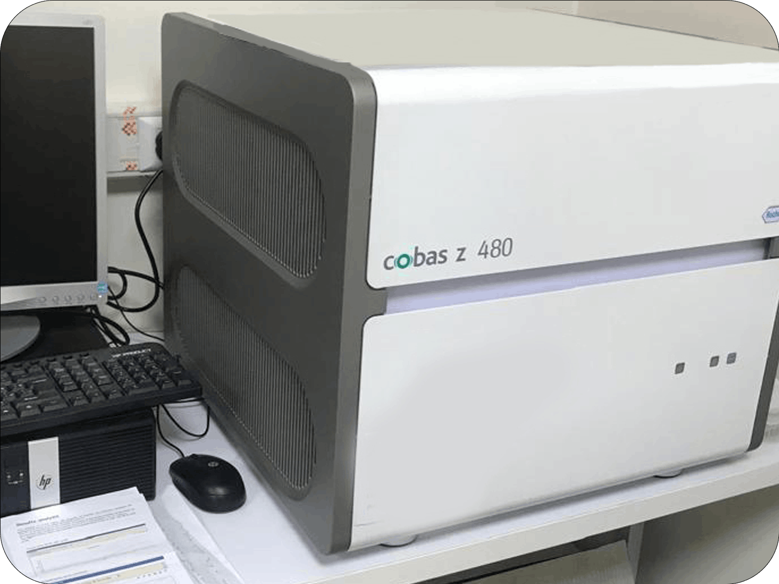 بخش pcr- آزمایشگاه اوستا